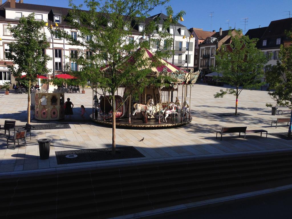 Les Balcons Du Rohan Saverne Bagian luar foto