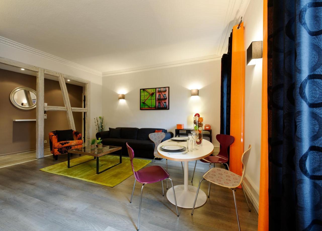 Les Balcons Du Rohan Saverne Bagian luar foto